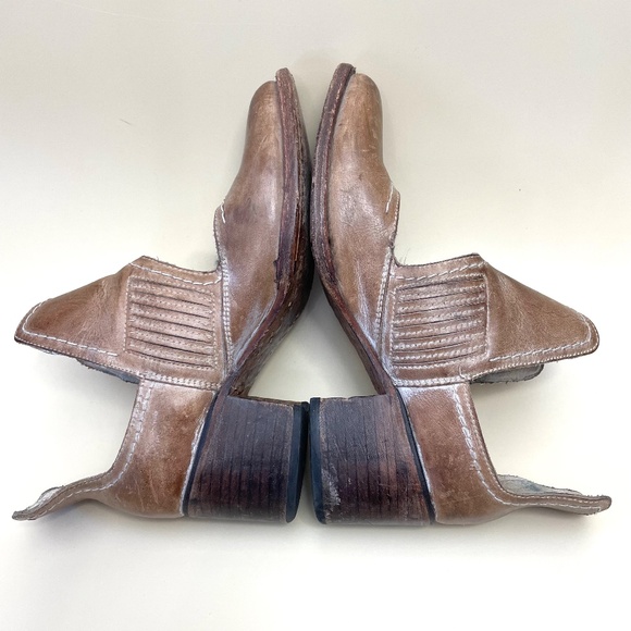 FREEBIRD by Steven Blade Slip On Bootie Size 7 Taupe Leather - Picture 9 of 16